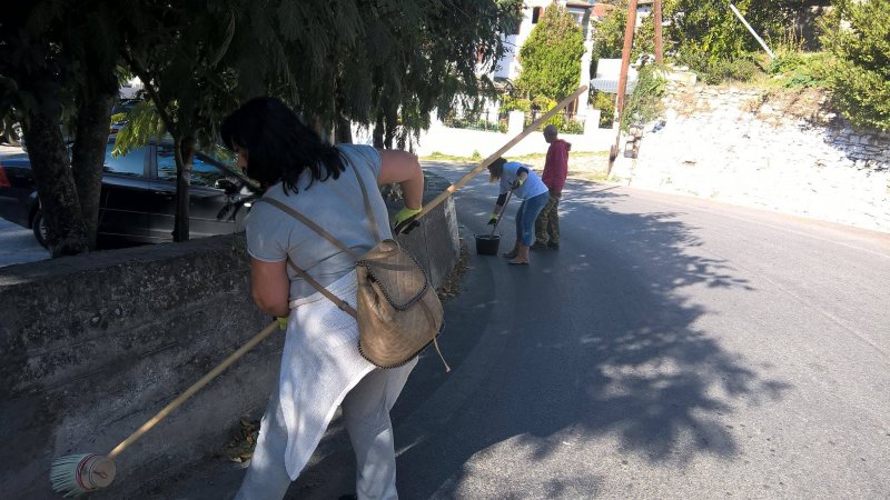 Ασπρίζουμε το Χωριό μας