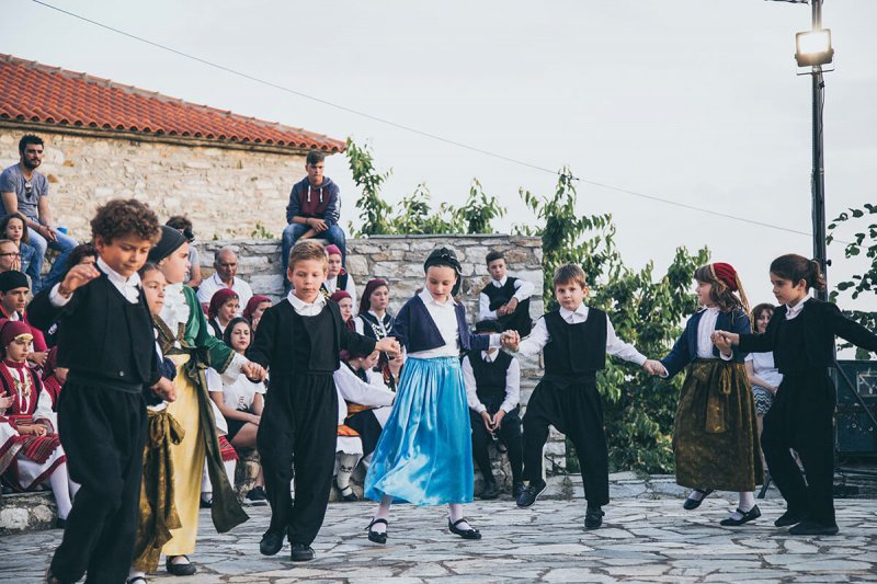 Παιδικά Χοροπατήματα…στα Μονοπάτια των Κενταύρων!!!