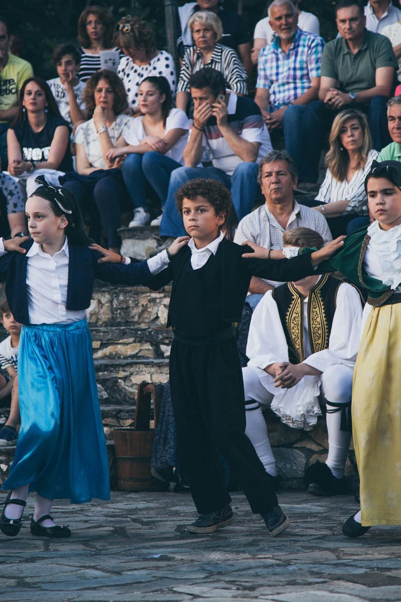 Παιδικά Χοροπατήματα…στα Μονοπάτια των Κενταύρων!!!