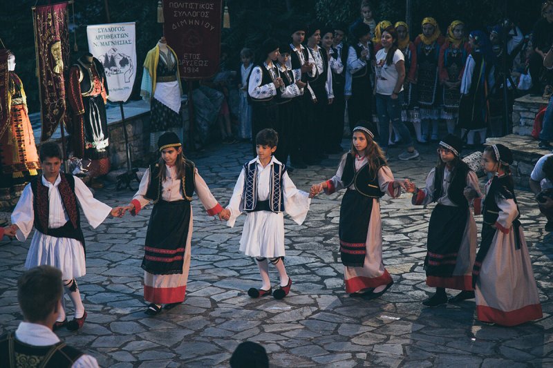 Παιδικά Χοροπατήματα…στα Μονοπάτια των Κενταύρων!!!