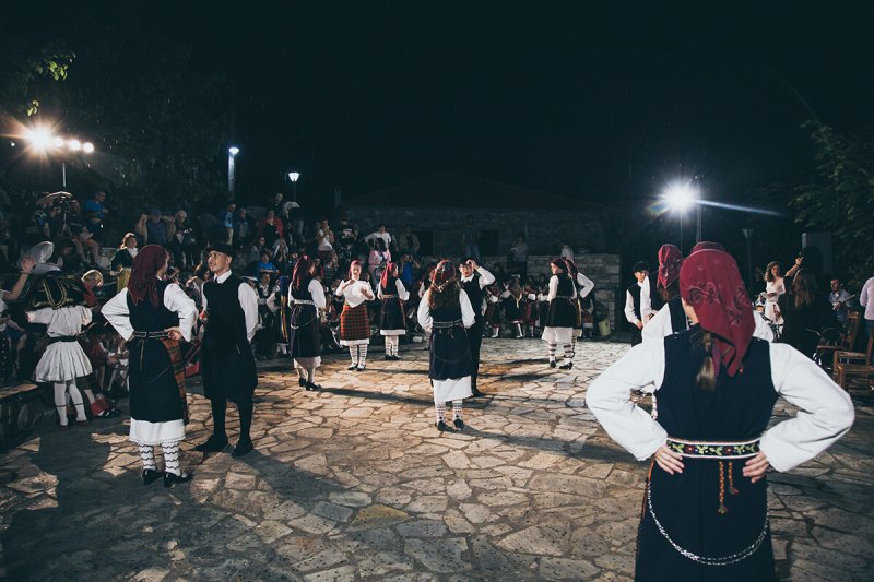 Παιδικά Χοροπατήματα…στα Μονοπάτια των Κενταύρων!!!