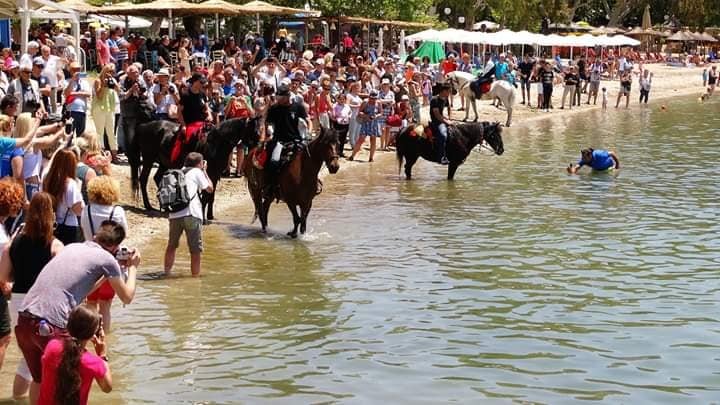 Αγιασμός των αλόγων στα Καλά Νερά