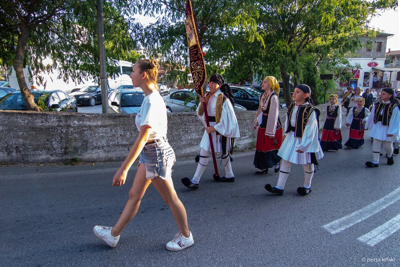 Παιδικά Χοροπατήματα…στα Μονοπάτια των Κενταύρων!!!