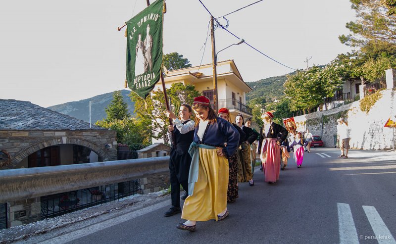 Παιδικά Χοροπατήματα…στα Μονοπάτια των Κενταύρων!!!