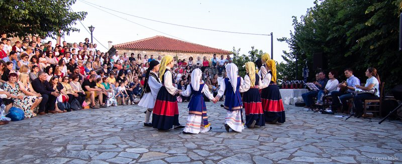 Παιδικά Χοροπατήματα…στα Μονοπάτια των Κενταύρων!!!