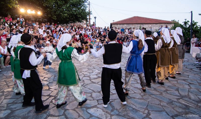 Παιδικά Χοροπατήματα…στα Μονοπάτια των Κενταύρων!!!